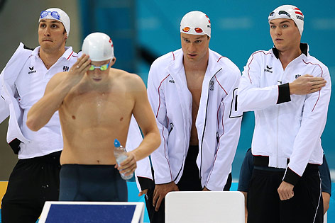 Die Schwimmer David Brandl, Florian Janistyn, Markus Rogan und Christian Scheruebl